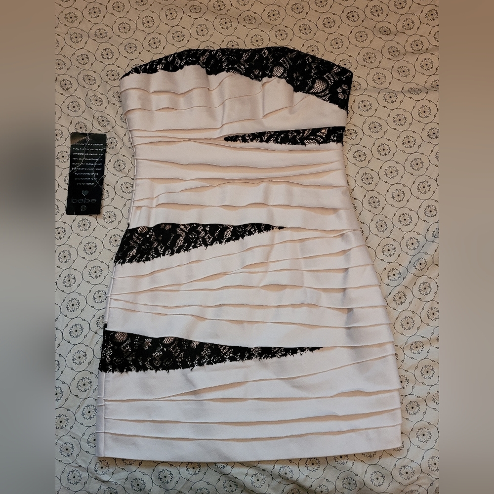 NWT bebe White Ivory & Black Mini Dress X-Small
